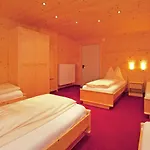 Lovely Chalet In Mayrhofen With Private Garden Holiday home *